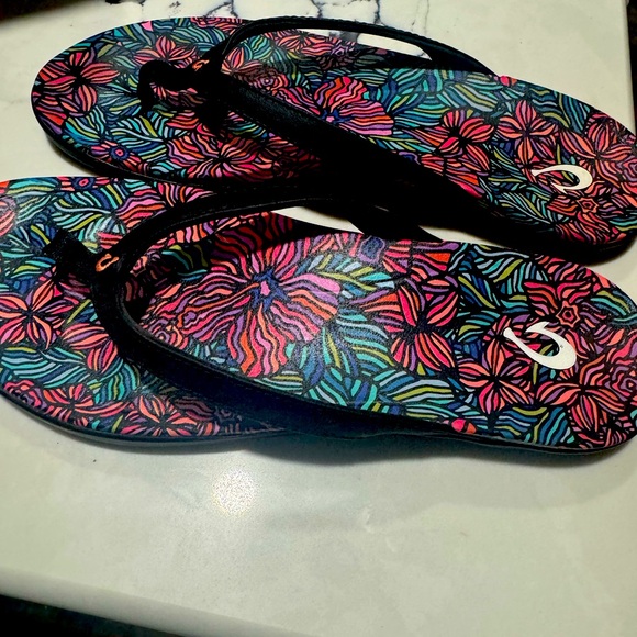 olukai women’s black sandals - Picture 1 of 3